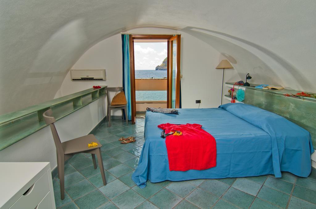Appartamenti Le Pleiadi - Sant'Angelo D'Ischia Rum bild
