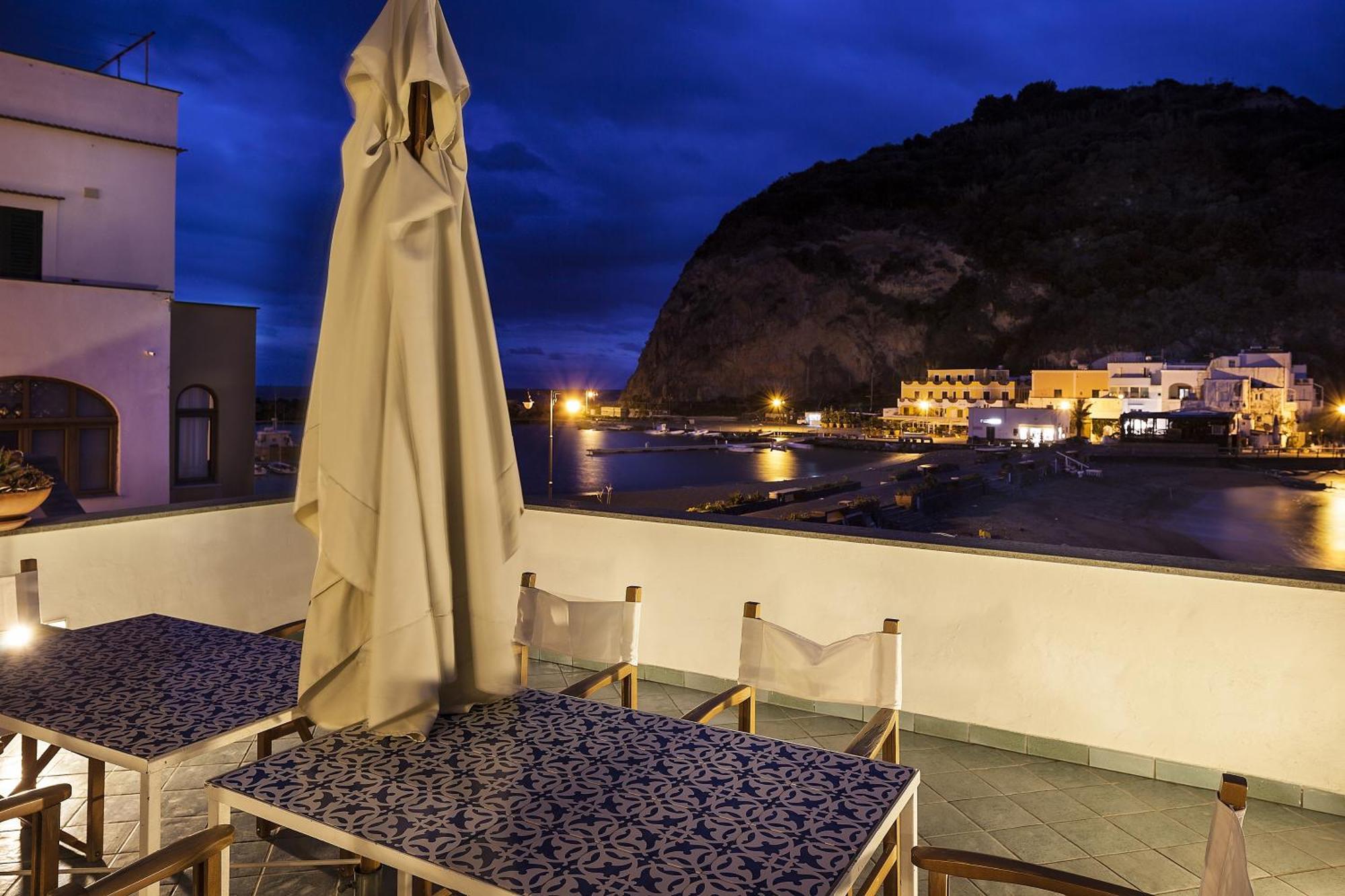 Appartamenti Le Pleiadi - Sant'Angelo D'Ischia Exteriör bild