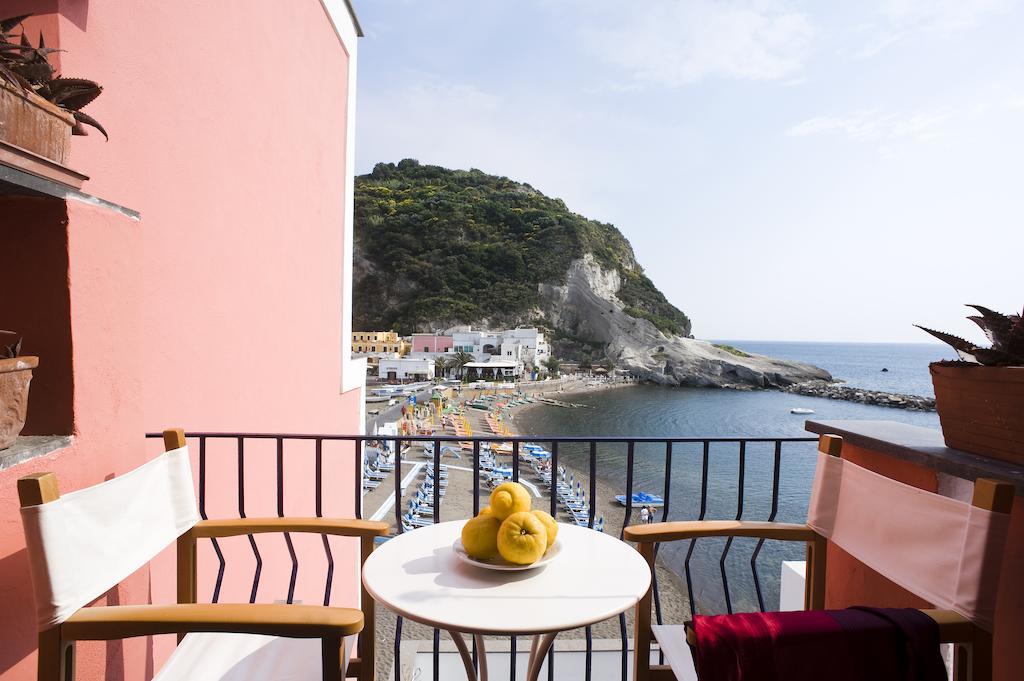 Appartamenti Le Pleiadi - Sant'Angelo D'Ischia Rum bild